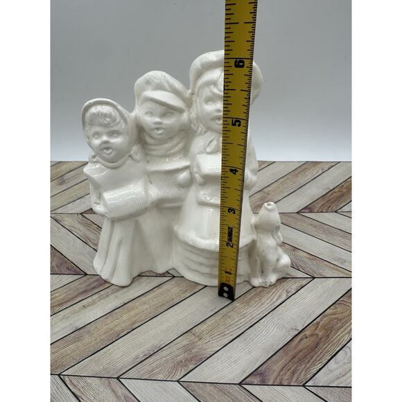 Vintage Porcelain Christmas Choir figurine White Glazed Carolers - Picture 7 of 8